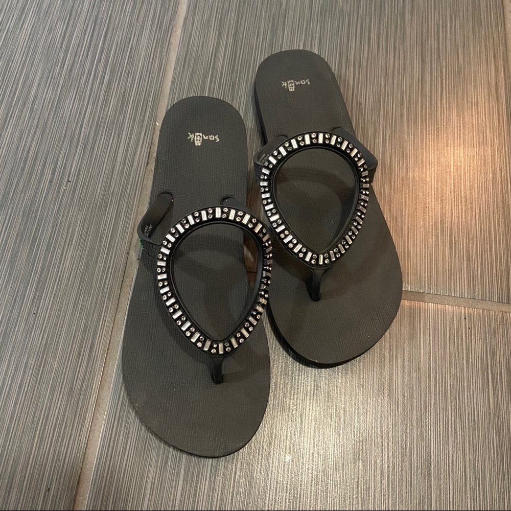 Sanuk sandals